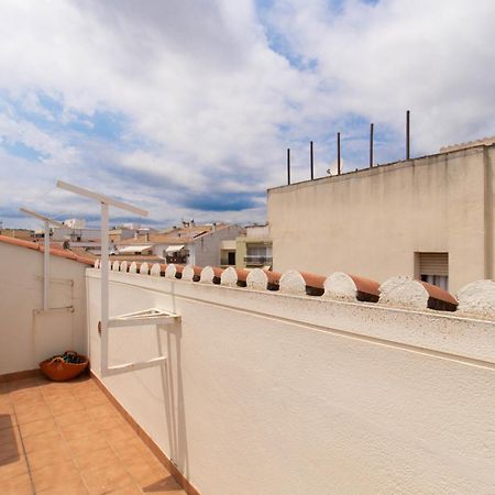 Апартаменты Sand Bay Beach Duplex Жирона Экстерьер фото